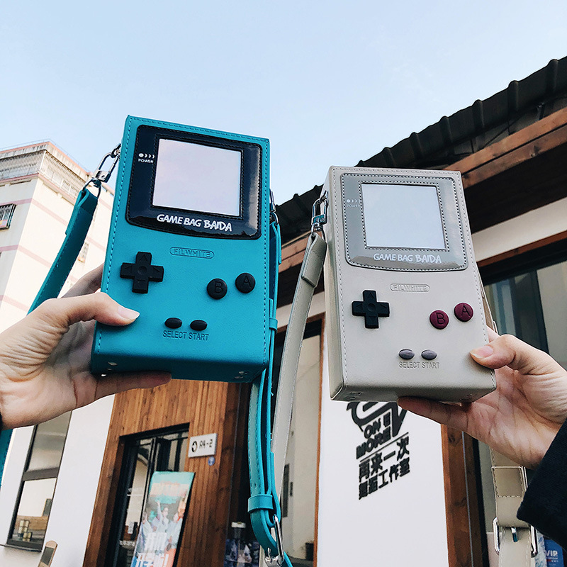 Handheld Game Console - Eşsiz Yaratıcı Oyun Konsolu Şeklinde Çapraz